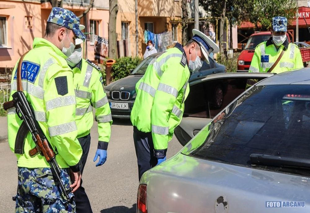 RAZII pe şosele! Şoferi, prinşi la volan beţi şi fără permis 