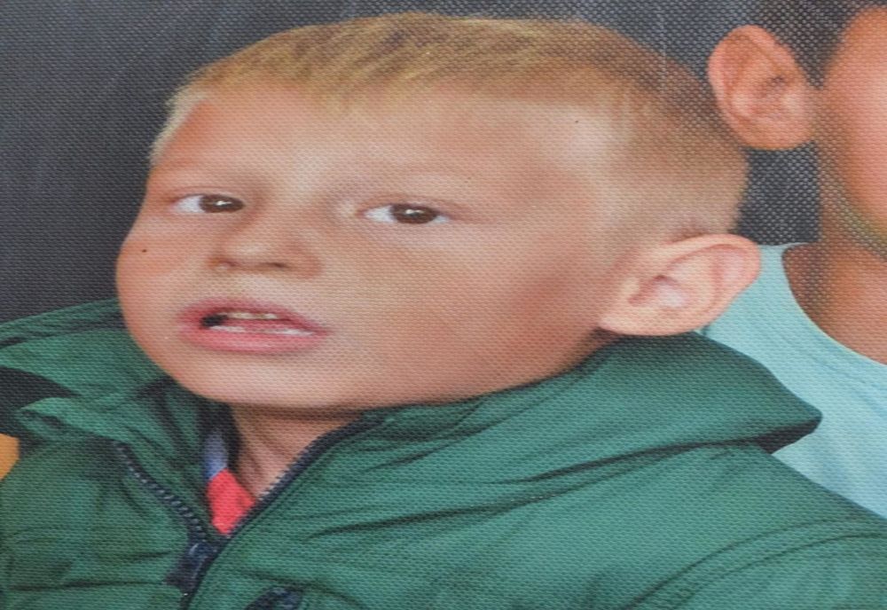 Băiețelul de şase ani dispărut de acasă a fost găsit mort