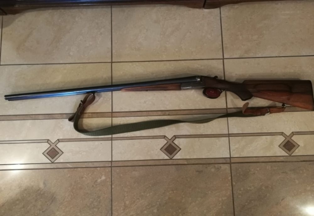 Cercetat de poliţişti pentru nerespectarea regimului armelor şi muniţiilor