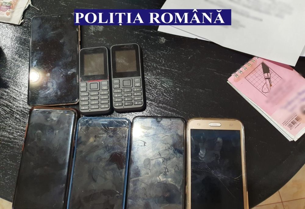 Cinci proxeneți, arestați preventiv pentru 30 de zile, în urma perchezițiilor polițiștilor giurgiuveni