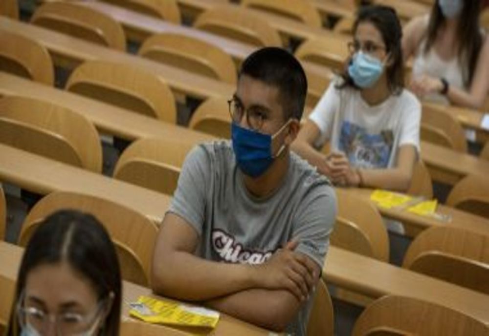 A doua şansă la Bacalaureat. Peste 500 de candidați din județul Giurgiu susțin acest examen