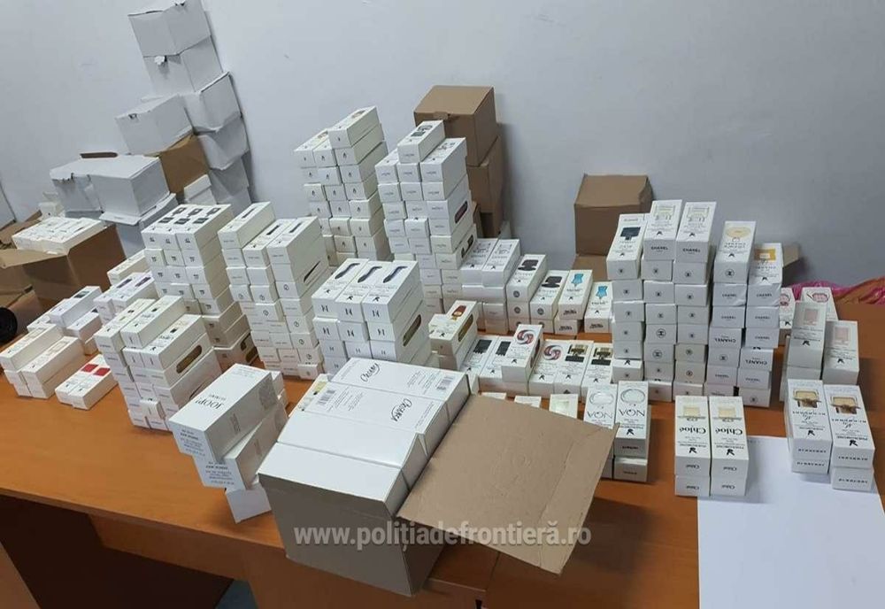 Bunuri contrafăcute în valoare de peste 1.000.000 de lei, confiscate de polițiștii de frontieră de la Giurgiu