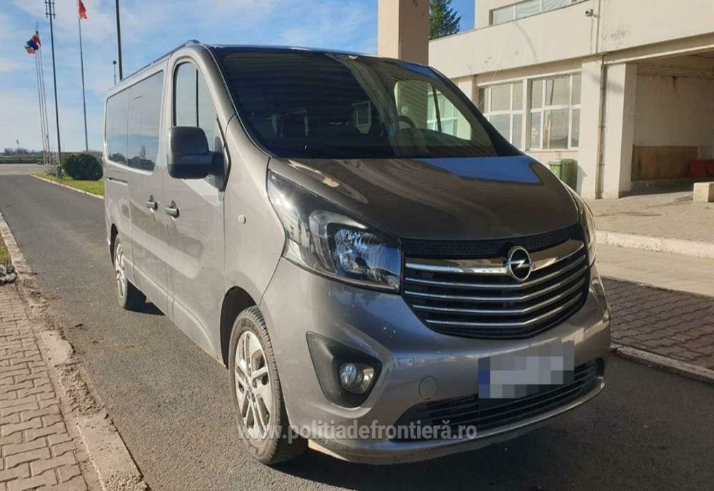 Microbuz Opel căutat de autoritățile italiene, depistat la Vama Giurgiu