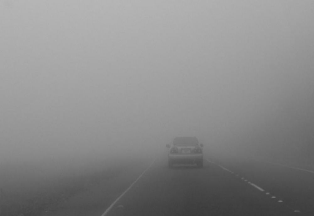 Trafic îngreunat pe mai multe artere rutiere din cauza vizibilității reduse în județul Giurgiu