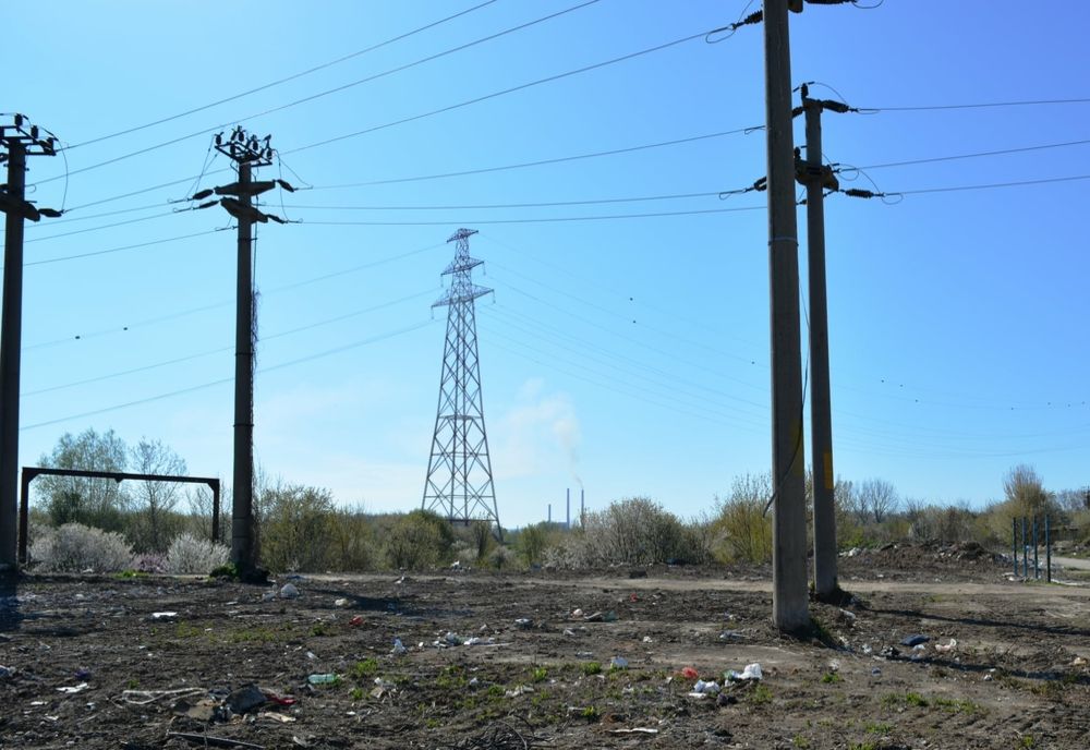 Giurgiu. Campanie amplă de strângere a gunoaielor din zona adiacentă Plajei Vechi