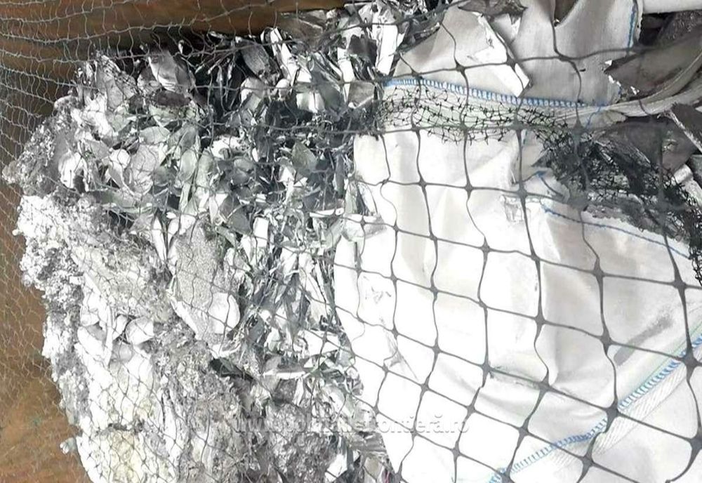  13 tone de deșeuri din aluminiu, oprite la Vama Giurgiu. Încărcătura venea din Bulgaria și avea ca destinatar o firmă din Călărași