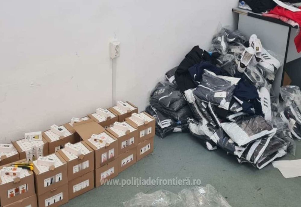 Bunuri contrafăcute cu o valoare estimativă de 339.600 lei, confiscate de polițiștii de frontieră de la Giurgiu