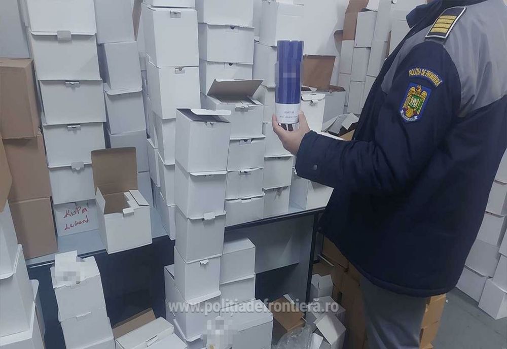 Mii de parfumuri şi deodorante de cameră contrafăcute, descoperite la PTF Giurgiu