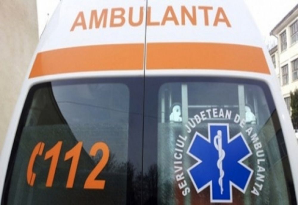 Elevă de la o şcoală din Giurgiu, de urgenţă la spital, după ce a suferit convulsii în timpul orelor