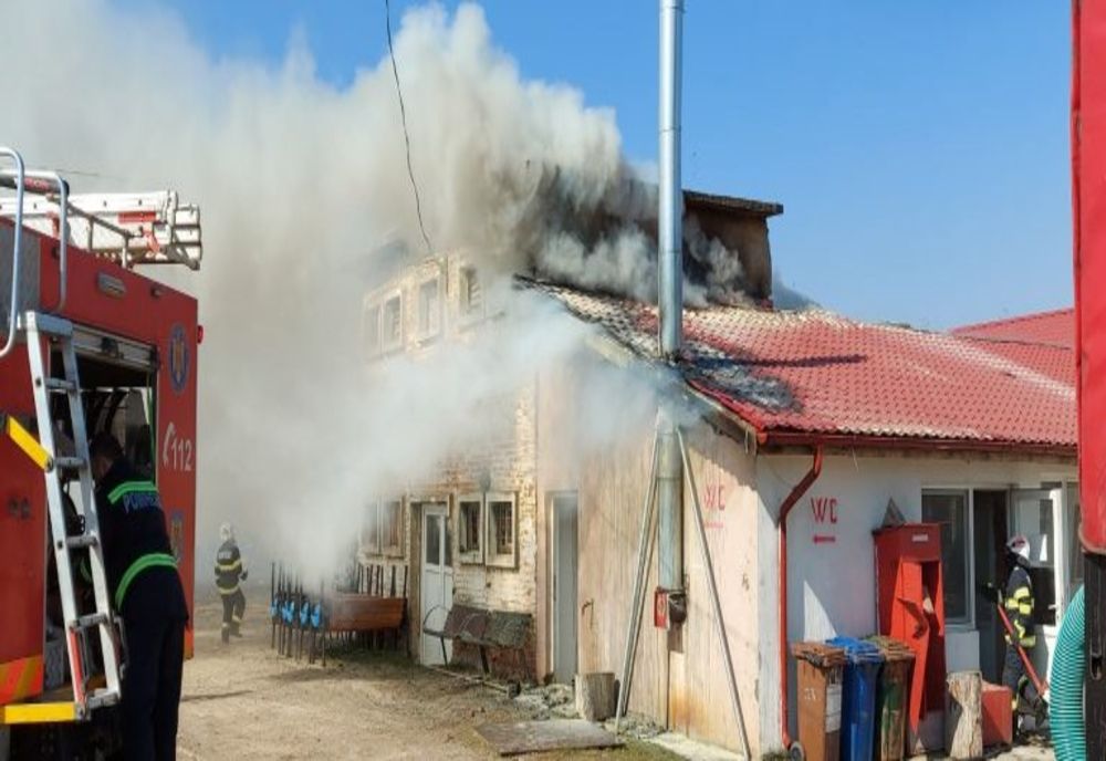 Giurgiu. Incendiu la sediul Primăriei Frăteşti