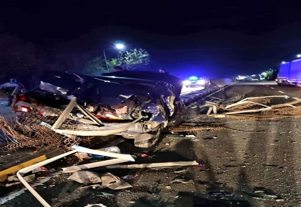 Accident pe DN 5, la Călugăreni. Două femei au fost rănite în urma impactului dintre un autoturism şi un autocamion