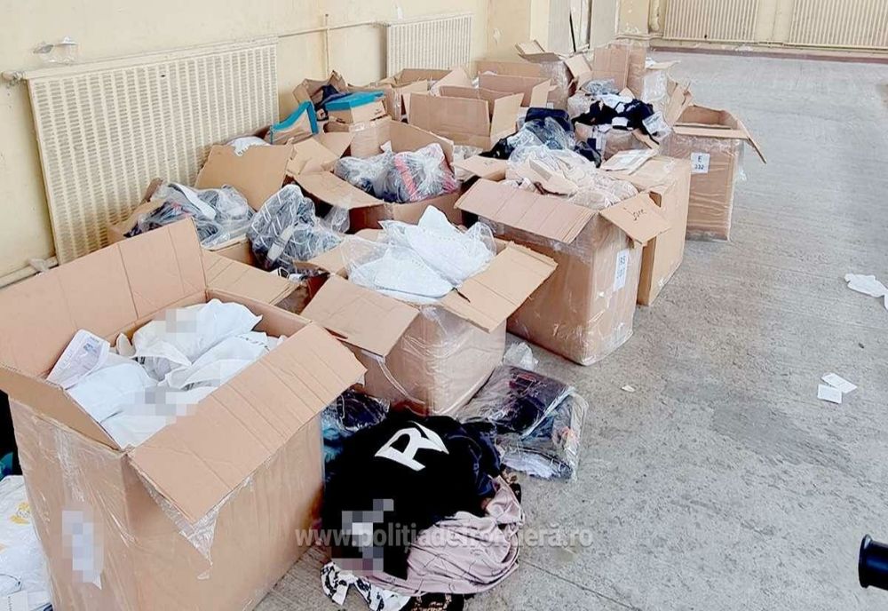 Bunuri contrafăcute, în valoare de peste 280.000 lei, descoperite de polițiștii giurgiuveni