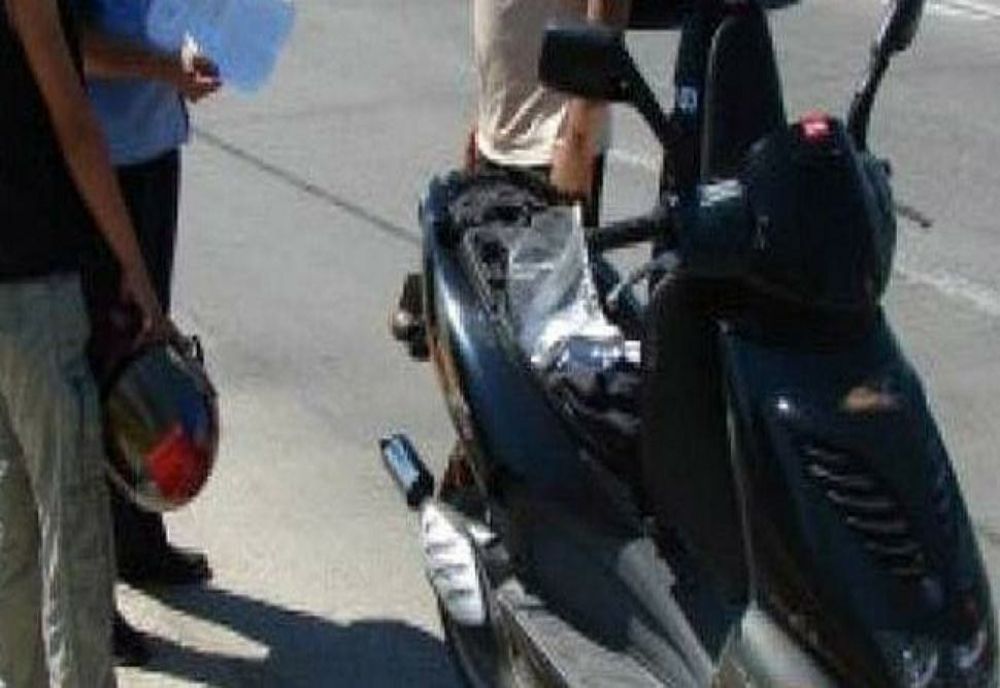 Tânără cercetată pentru două infracţiuni la regimul rutier