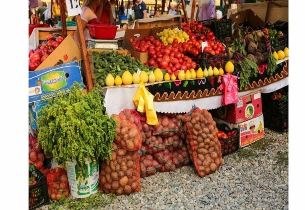 Zeci de producători locali vin la Ziua Agriculturii, în centrul oraşului Giurgiu