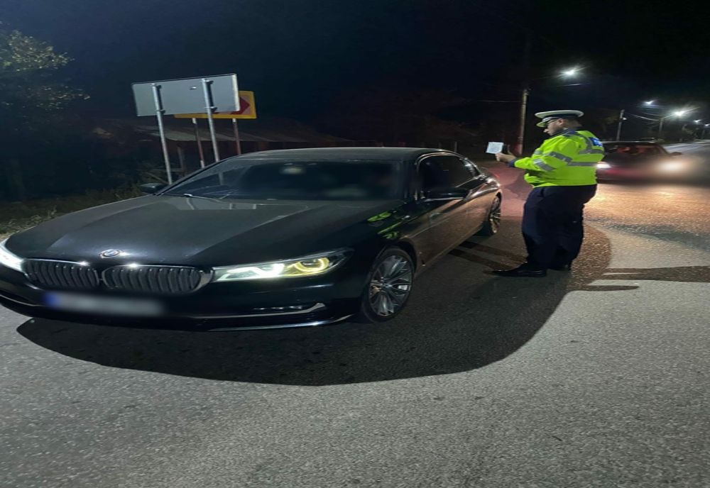 Giurgiu. Poliţiştii au reţinut 34 permise şi au aplicat 177 amenzi în urma unor razii în trafic