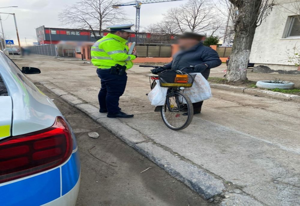 Zeci de biciclişti, amendaţi de poliţişti, în judeţul Giurgiu