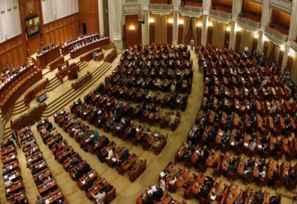 Scandal în comisiile din Parlament, din cauza bugetului - Ministrul Muncii, acuzat că a schimbat cifrele pentru pensii