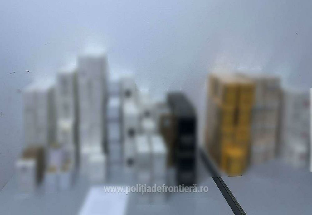 Giurgiu. Bunuri contrafăcute, estimate la aproximativ 250.000 lei, descoperite de polițiștii de frontieră 