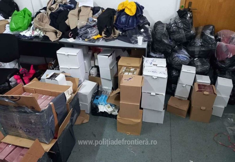 Bunuri contrafăcute, în valoare de aproximativ 1.000.000 lei, descoperite de polițiștii de frontieră giurgiuveni