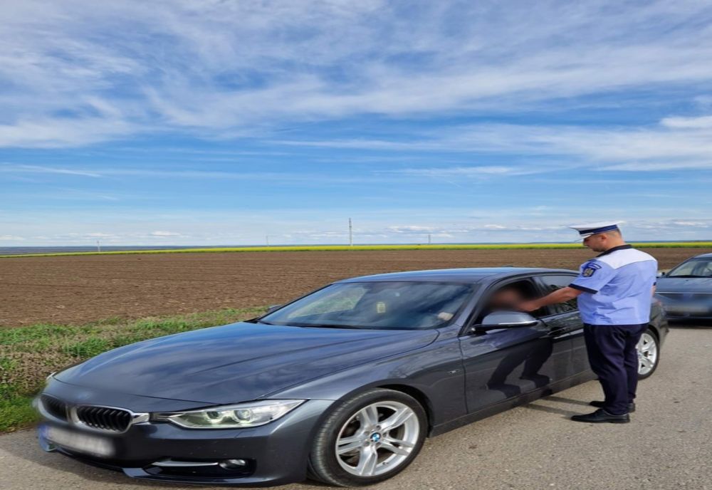 Giurgiu. Amenzi de peste 65.000 lei, 14 permise reţinute şi 9 certificate de înmatriculare retrase de poliţişti