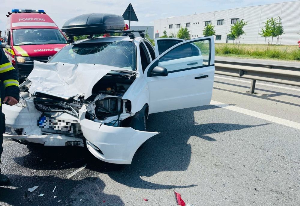 Accident rutier pe A1, la intrarea în capitală. Două femei şi un copil au fost răniţi 
