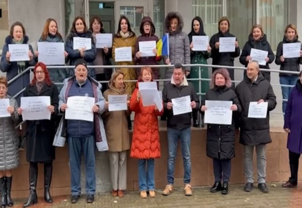 Angajații DSP-urilor NU renunță la proteste