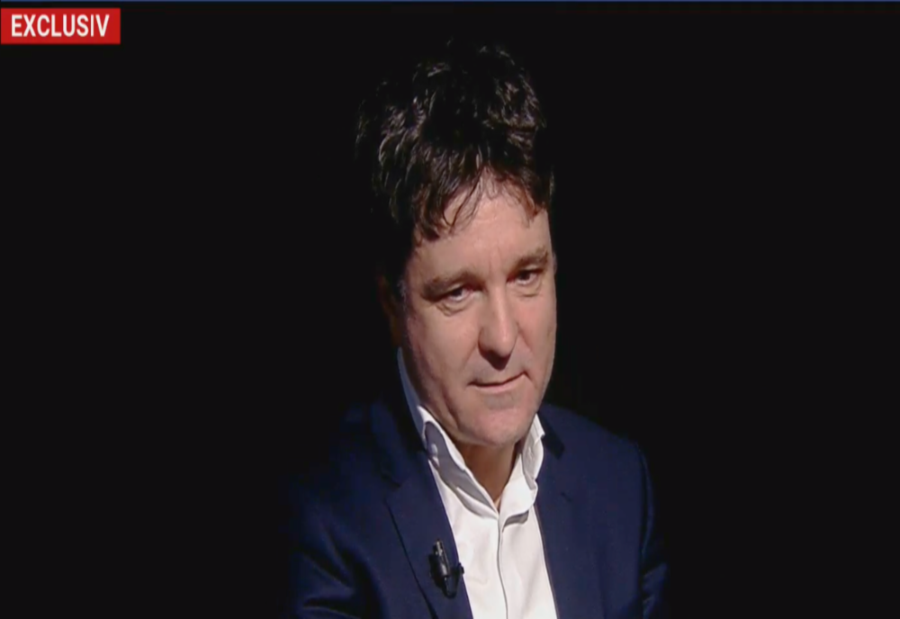 NICUȘOR DAN SFIDEAZĂ DIN NOU: DECIZIA INSTANȚEI NU SCHIMBĂ NIMIC. PRIMARUL CAPITALEI SFIDEAZĂ HOTĂRÂREA MAGISTRAȚILOR ȘI CONTINUĂ CAMPANIA