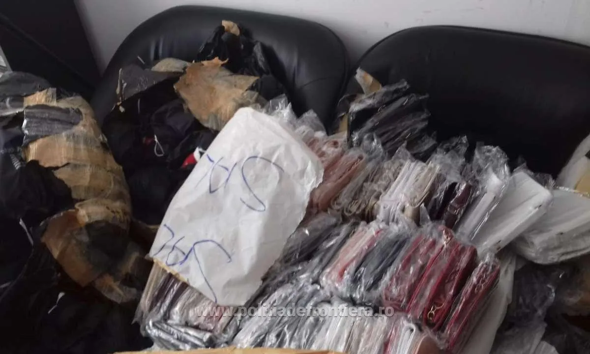 Încălțăminte, produse textile