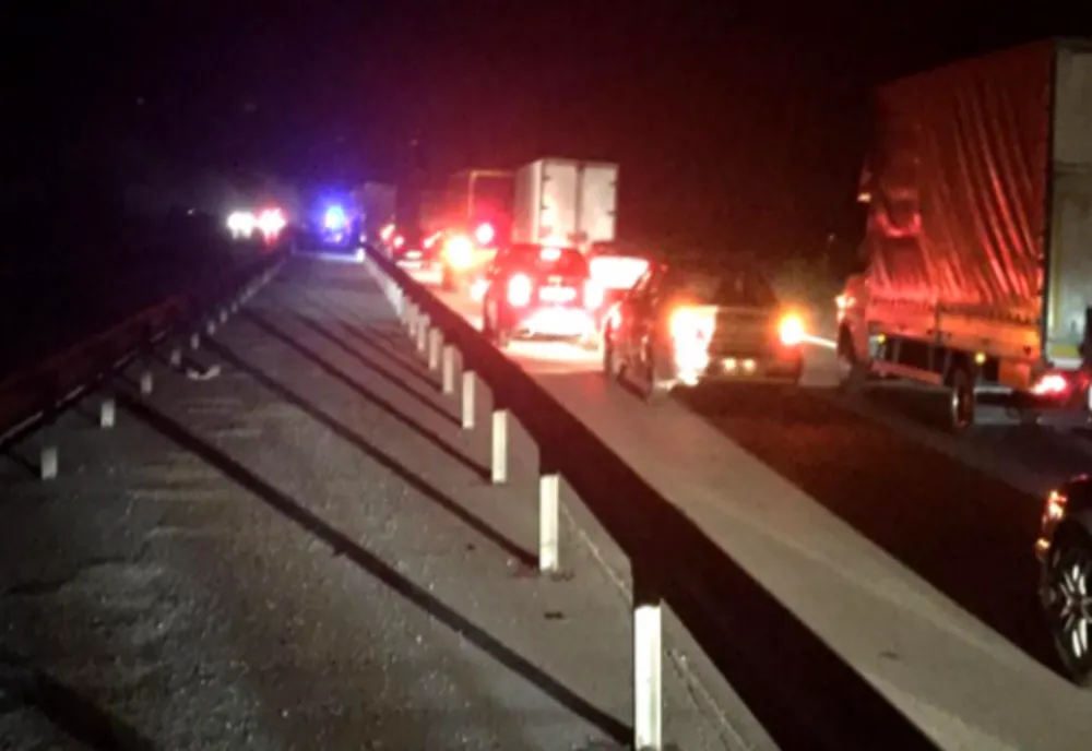 Aglomerație pe sensul de intrare în capitală pe autostrada A1 București-Pitești, la kilometrul 20