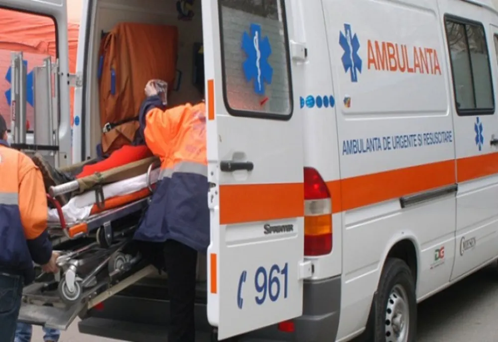 Accident rutier pe DN5. Trei autoturisme au fost implicate 