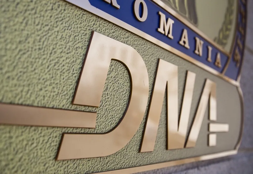 Directorul adjunct al Romsilva, trimis în judecată pentru luare de mită şi abuz în serviciu