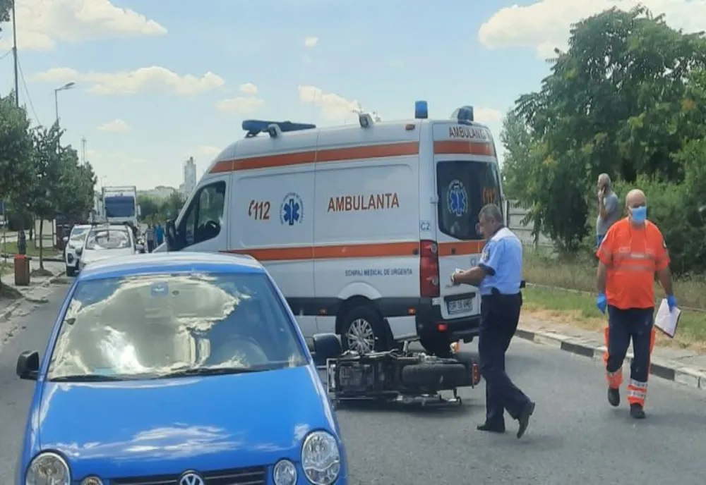 Accident rutier pe şoseaua Portului din Giurgiu. Douăpersoane au fost transportate la spital