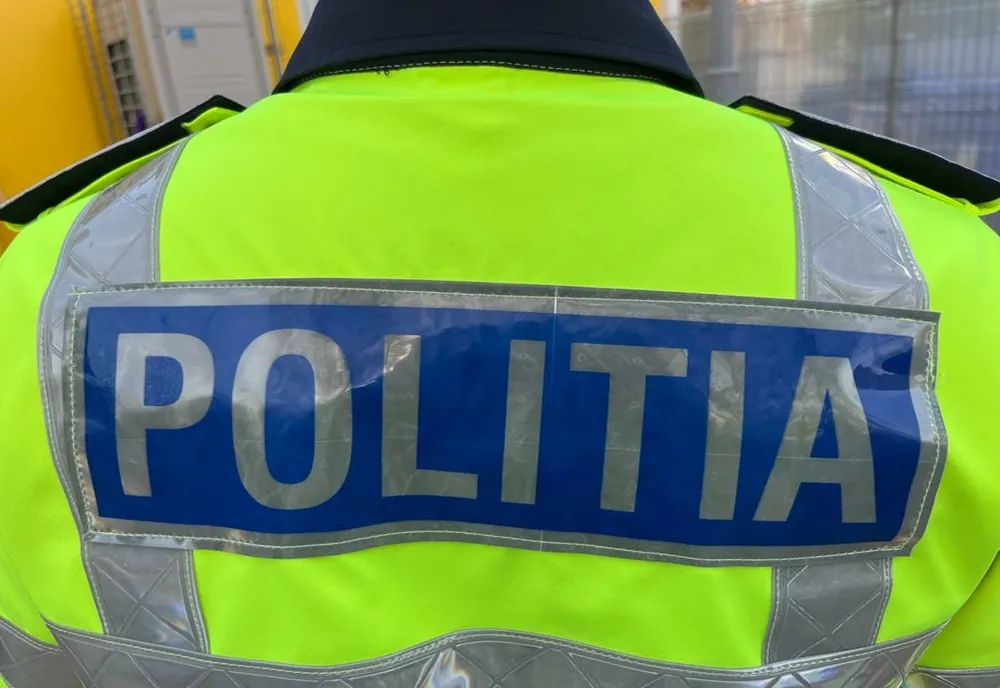 Șocant! Tineri dintr-un centru social din Giurgiu, amenințați cu moartea de un polițist. Limbaj suburban: "Dacă îți mai aud gura, te omor!"