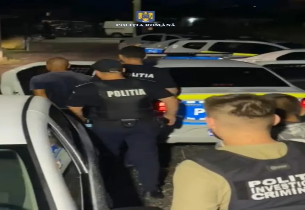 Bărbaţi din Bolintin Vale, reţinuţi pentru violenţă în familie şi evadare