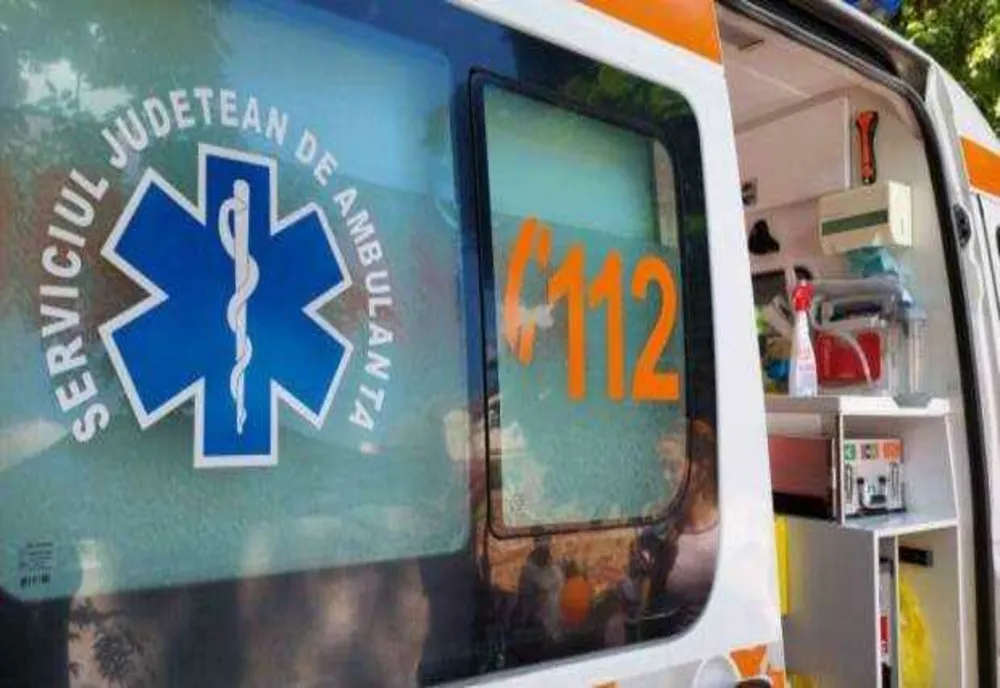 ACCIDENT GRAV ÎN ONCEȘTI, GIURGIU: DOUĂ FEMEI RĂNITE DUPĂ CE UN MICROBUZ A LOVIT UN GRUP DE PERSOANE