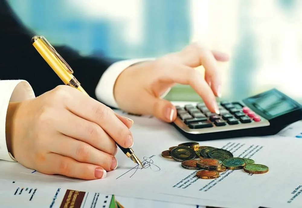 IMPOZITELE PE VENIT ȘI PROFIT VOR CREȘTE ÎN URMĂTORUL AN, SPUN APROXIMATIV 70% DINTRE ANTREPRENORI