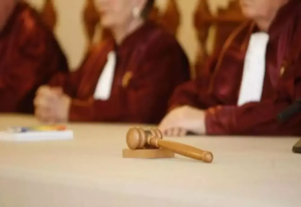 Premierul a informat CCR în legătură cu pensiile magistraților
