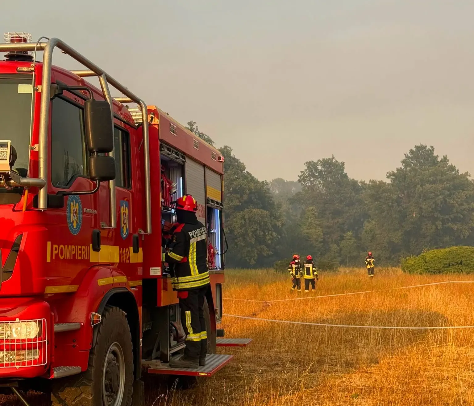Pompieri români în Grecia