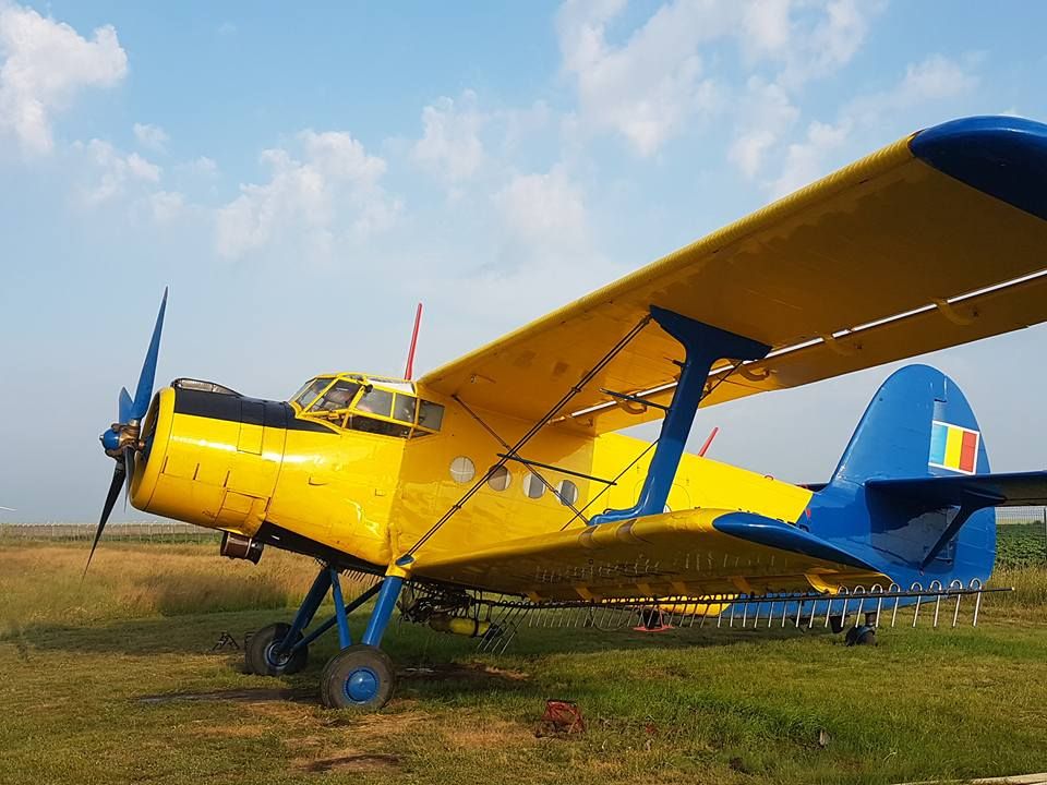 avion-utilitar-dezinsectie-aeriana