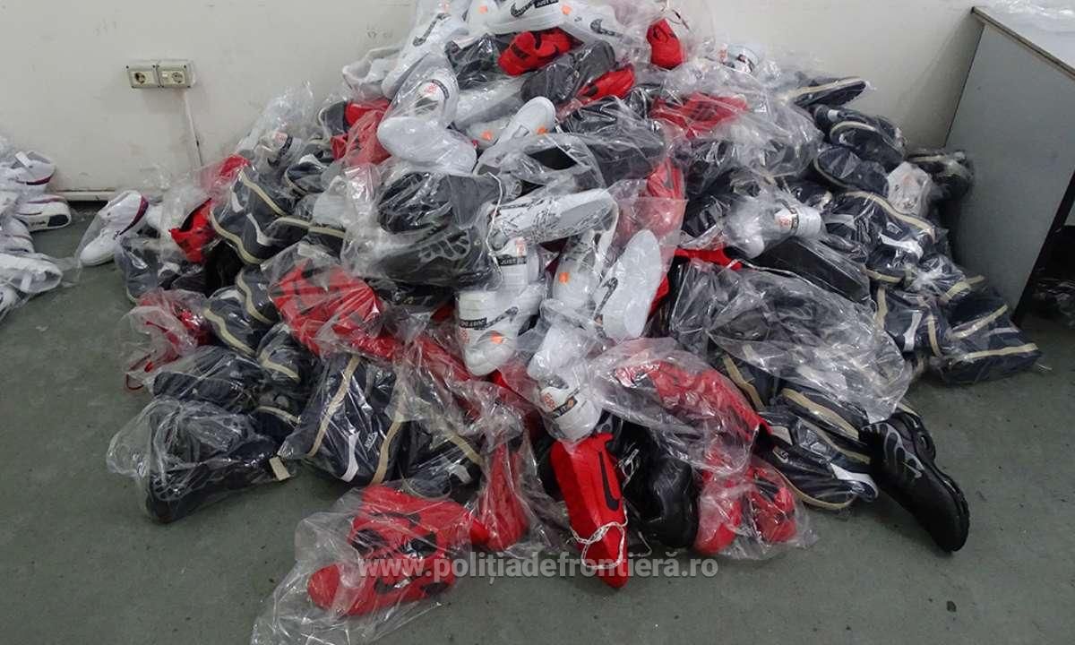 articole contrafăcute