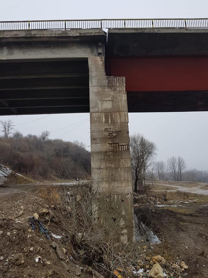 podul de peste râul Argeș