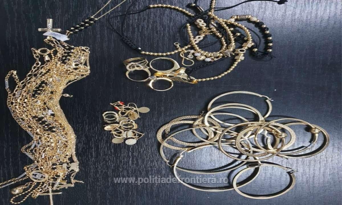 aur confiscat la frontieră