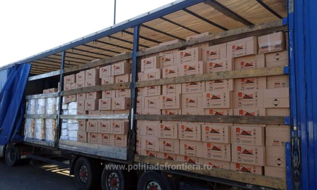 flacoane cu insecticid