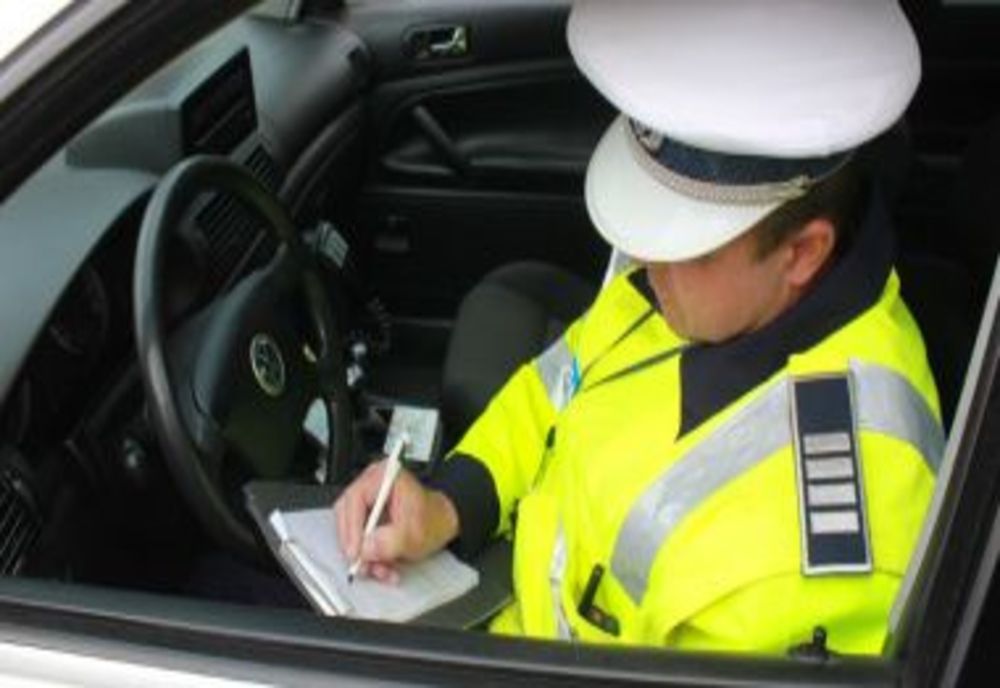 Vești proaste pentru șoferi. Cu cât ar putea crește menzile de circulaţie, de la 1 ianuarie