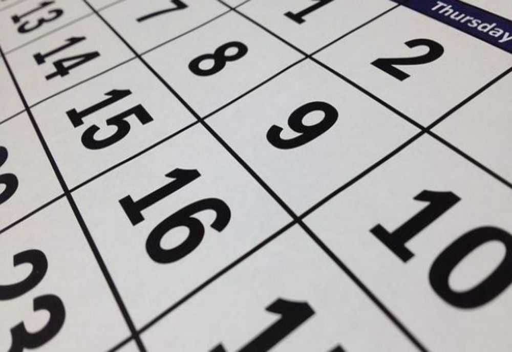 Românii vor avea 15 zile libere legale în 2020