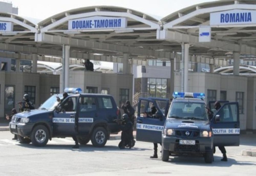 Bunuri în valoare de peste 875.000 de lei, descoperite la frontieră în 48 de ore