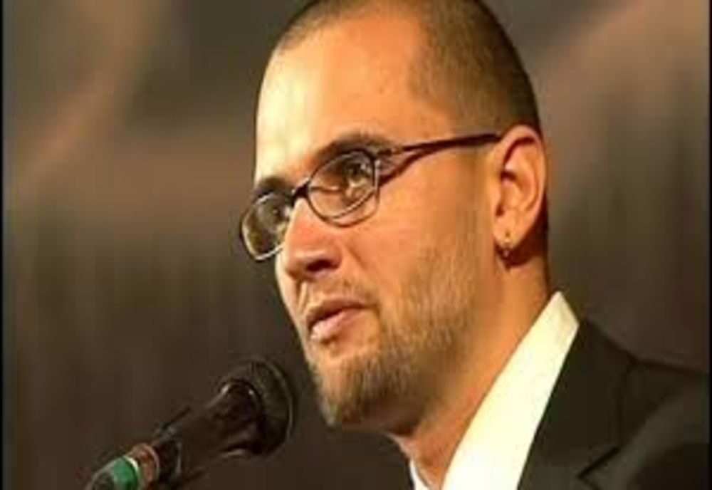 Spectacol pe piața media: Oreste Teodorescu va modera "Jocuri de putere", la Realitatea PLUS