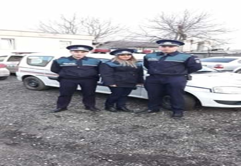 Un bărbat a fost salvat de la moarte de trei polițiști din Bolintin Vale