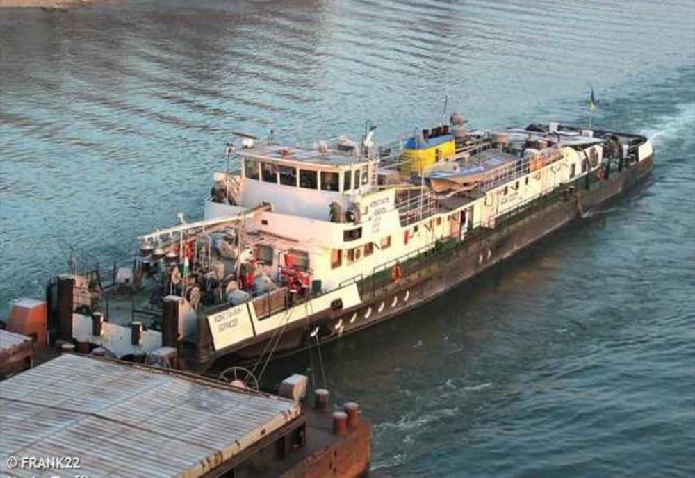 Percheziții în 7 județe, printre care și Giurgiu, la traficanți de țigări pe Dunăre 