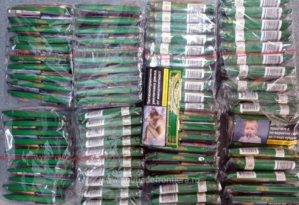 Tutun vrac ascuns în portbagajul mașinii unui bulgar, descoperit de polițiștii de frontieră de la Giurgiu